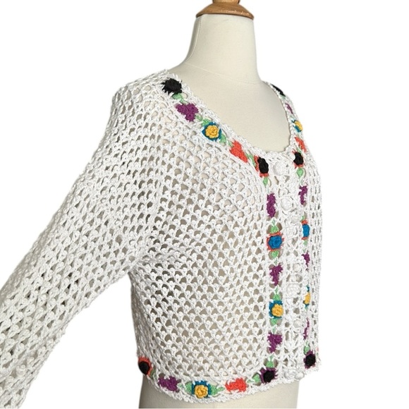 Vintage Hand Knit 3D Floral Crocheted Cardigan Cropped Bohemian Girly Size Large - Picture 5 of 16